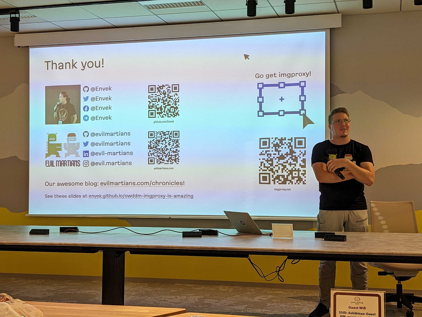 Background for imgproxy is amazing: handling user-uploaded images with ease and confidence